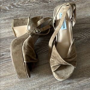 Steve Madden Brown Suede Platform Sandals